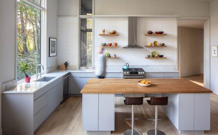 Bull-Creek-Residence-Kitchen